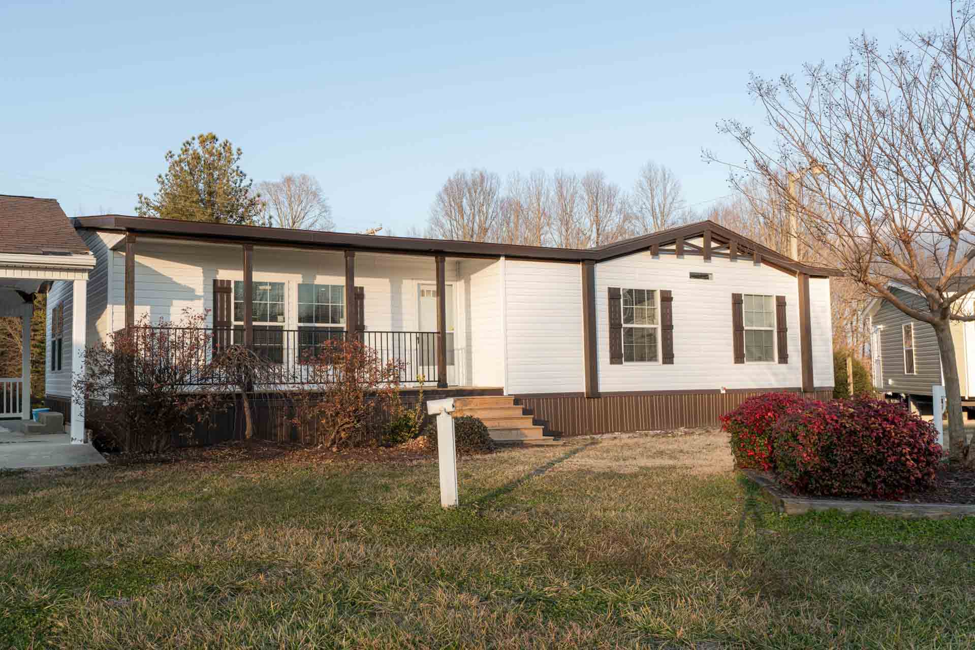 Pegasus 32583H from Yates Home Sales Blairs Yates Home Sales